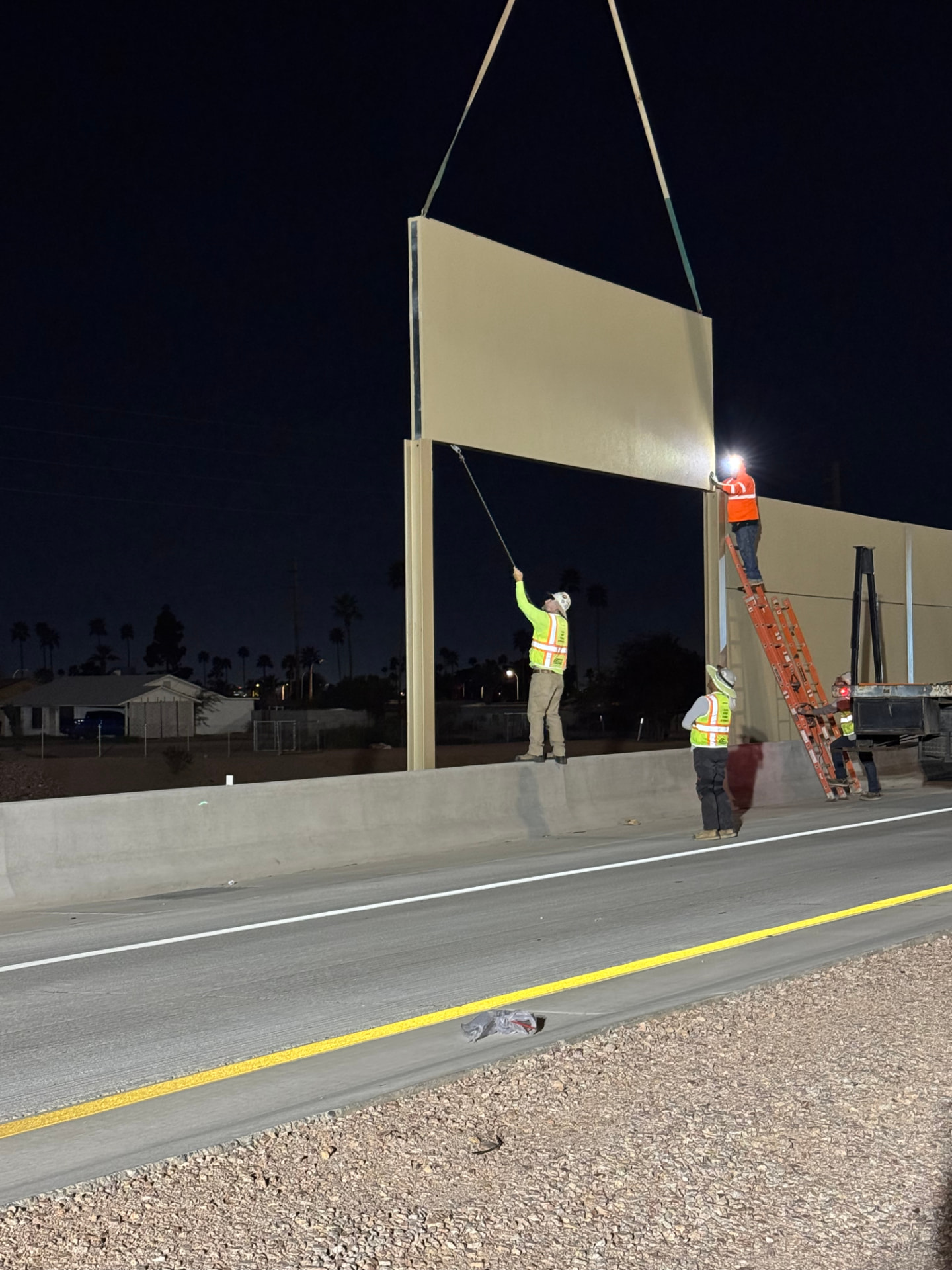 NWB noise wall panels on the Arizona project — photo 2