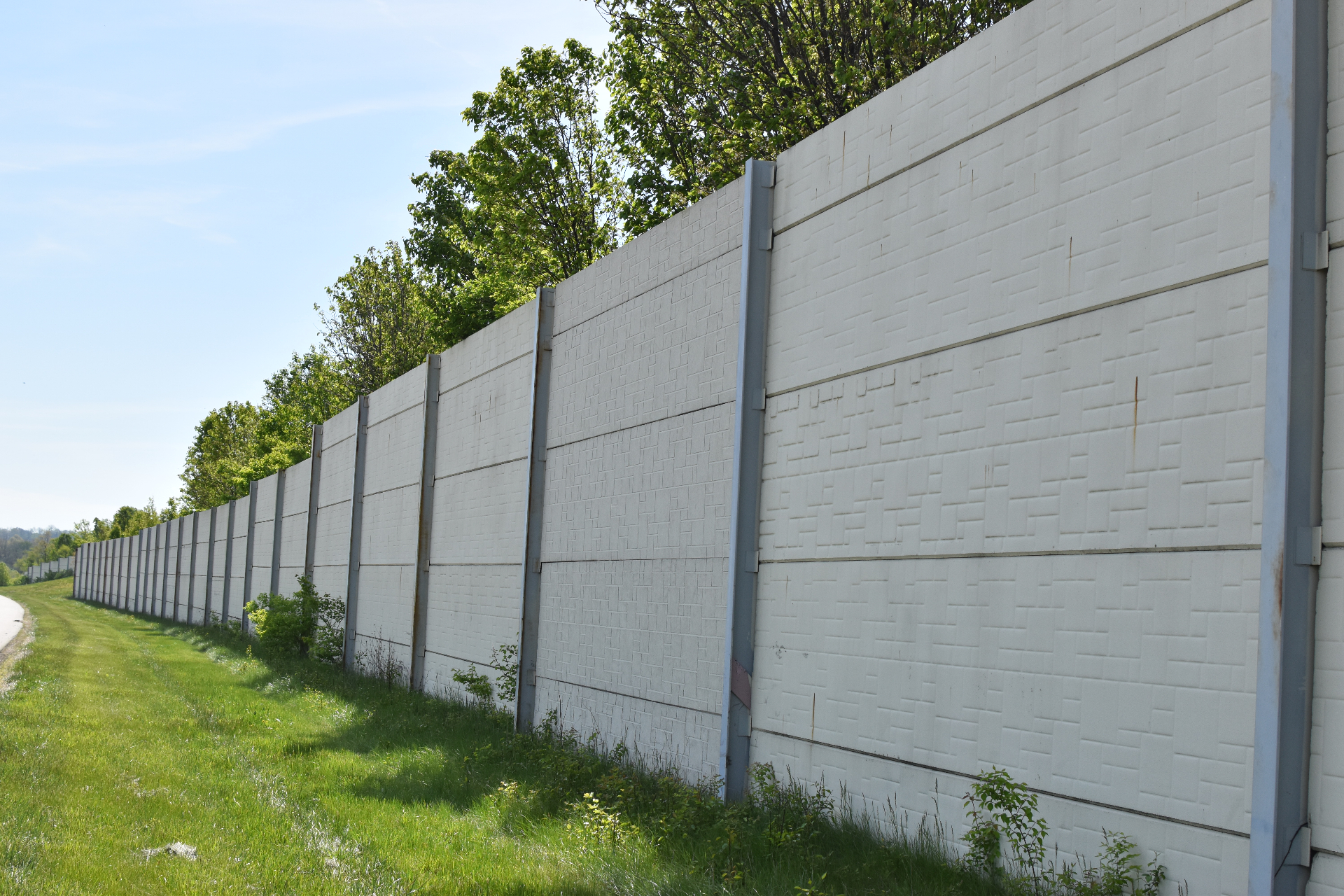 Noise barrier project in Ohio